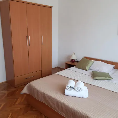 Apartments Draga Sukosan Exterior photo